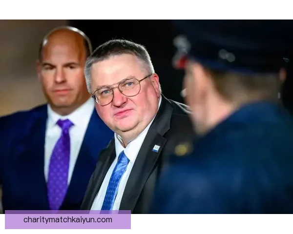 卡马文加职业态度稳健，近期表现引发外界关注与讨论